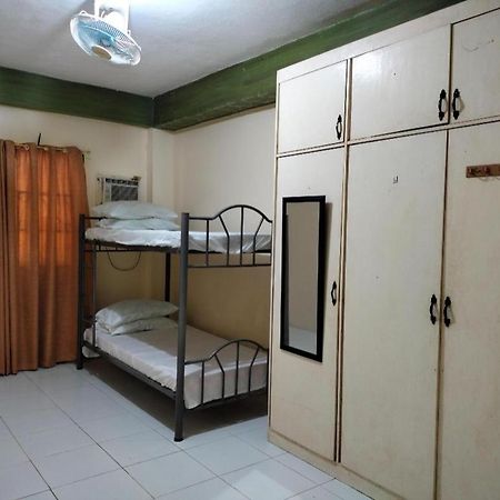 Отель Oyo 800 Ddd Habitat Dormtel Баколод Экстерьер фото